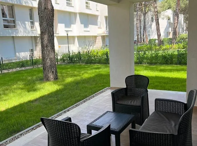 Pine At San Pietro Durrës